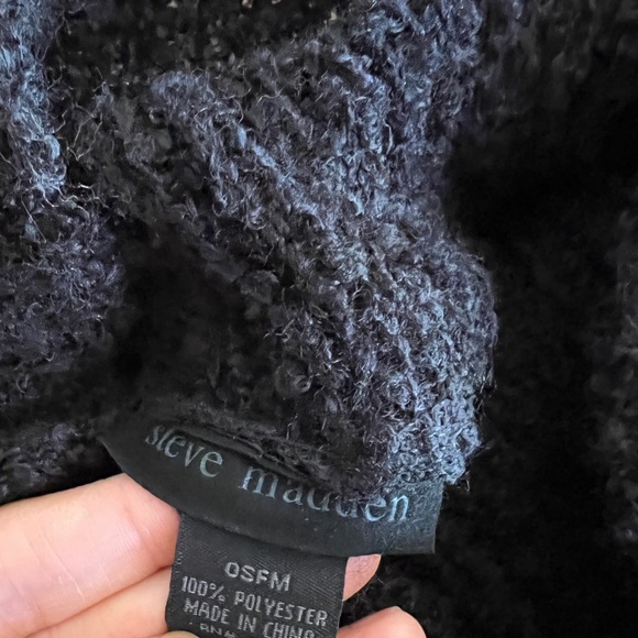 Steve Madden Turtleneck Cable Knit Fringe Poncho Cape Sweater OS Winter Fall Wo - Picture 13 of 13